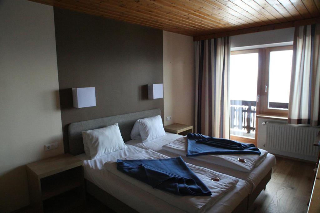 Sattleggers Alpenhof & Feriensternwarte Hotel Greifenburg Phòng bức ảnh