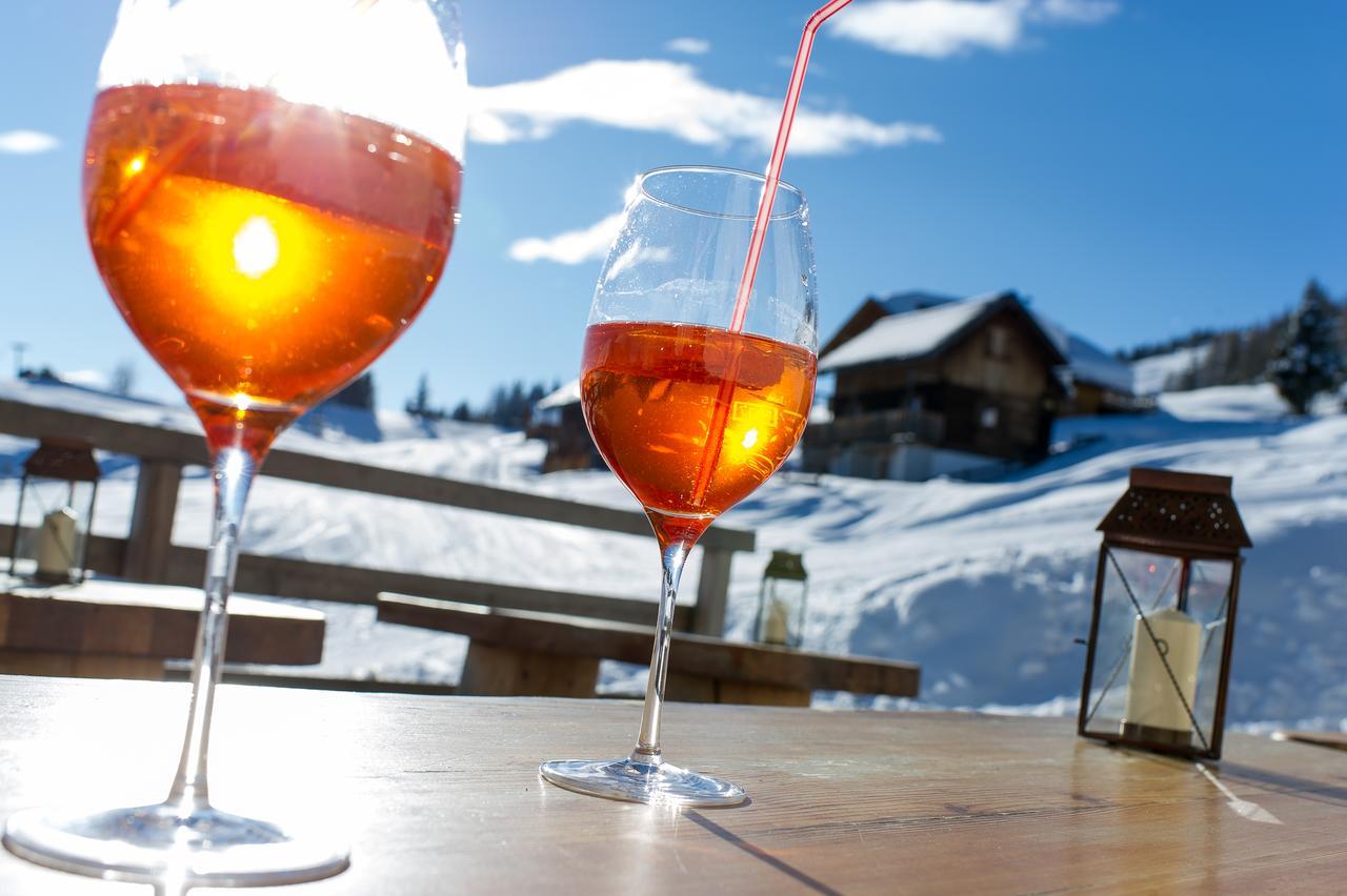 Sattleggers Alpenhof & Feriensternwarte Hotel Greifenburg Ngoại thất bức ảnh