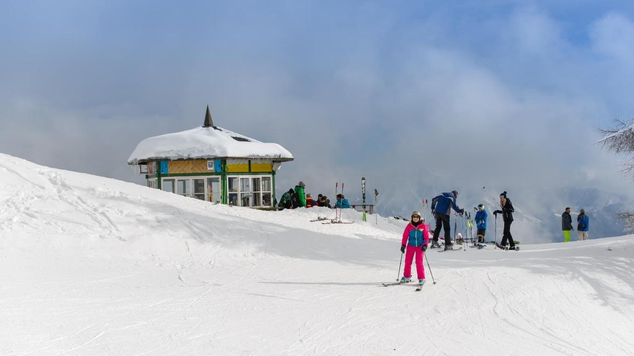 Sattleggers Alpenhof & Feriensternwarte Hotel Greifenburg Ngoại thất bức ảnh