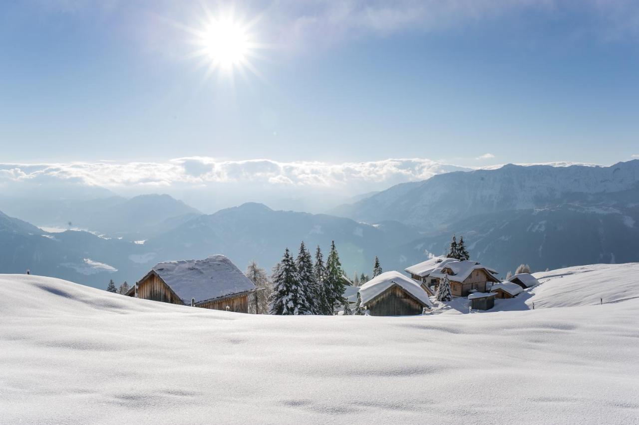 Sattleggers Alpenhof & Feriensternwarte Hotel Greifenburg Ngoại thất bức ảnh